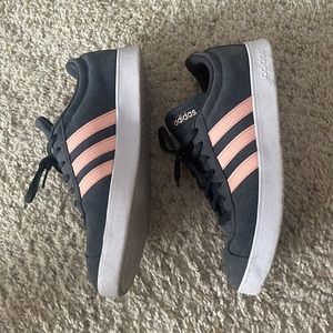 Adidas VL Court 2.0 Women’s Gray & Pink Suede Sneakers